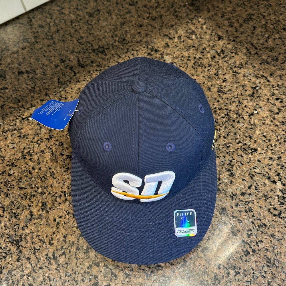 Vintage Y2K San Diego Chargers Reebok NFL Fitted Hat 7 1/8 SD Bolt Deadstock New - Picture 6 of 10